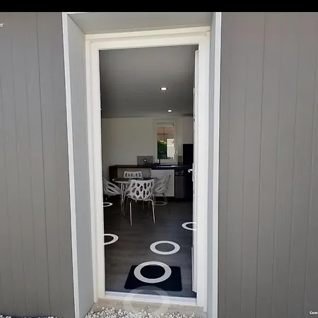 Maison Individuelle Terrain Clos 280m2 Tres Calme *