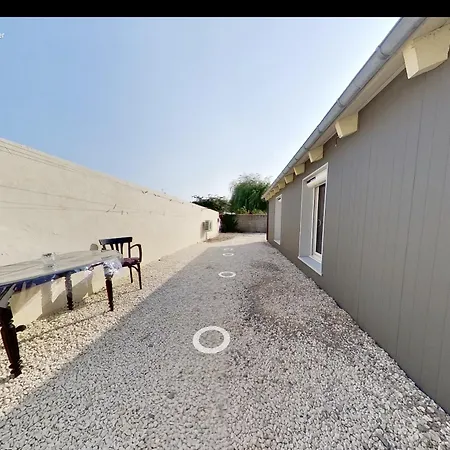 Dom wakacyjny Maison Individuelle Terrain Clos 280m2 Tres Calme *